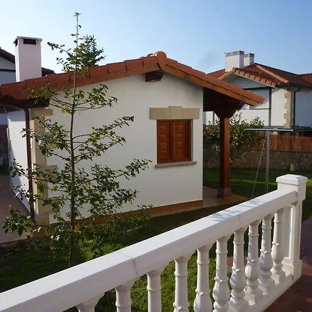 La Fuente De Enmedio